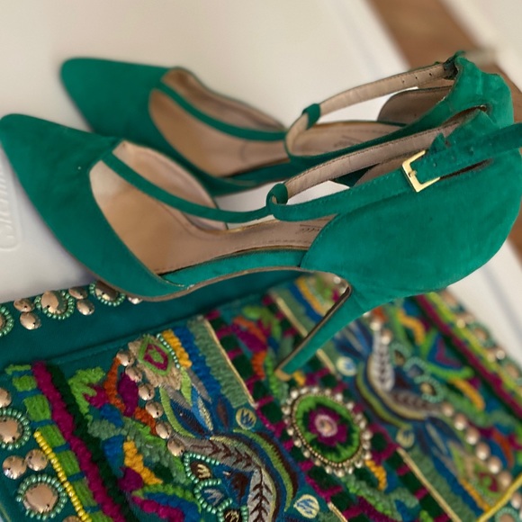 Dress Heels - Picture 2 of 3